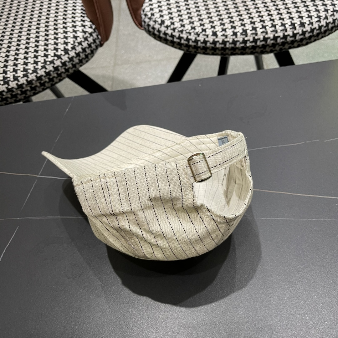  Prada普拉达2025休闲时尚防晒遮阳鸭舌春夏帽子女日系可爱条纹蓓
蕾帽鸭嘴帽