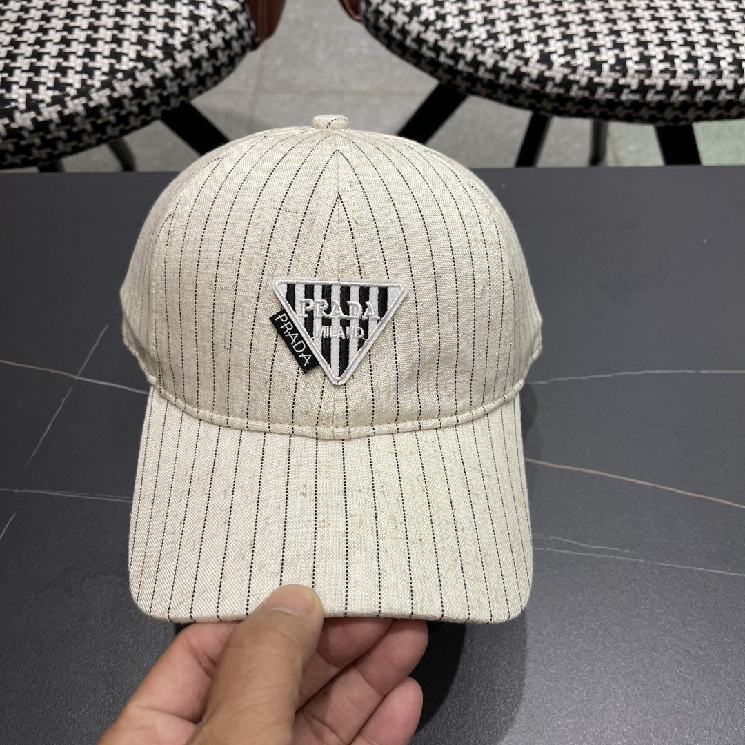  Prada普拉达2025休闲时尚防晒遮阳鸭舌春夏帽子女日系可爱条纹蓓
蕾帽鸭嘴帽