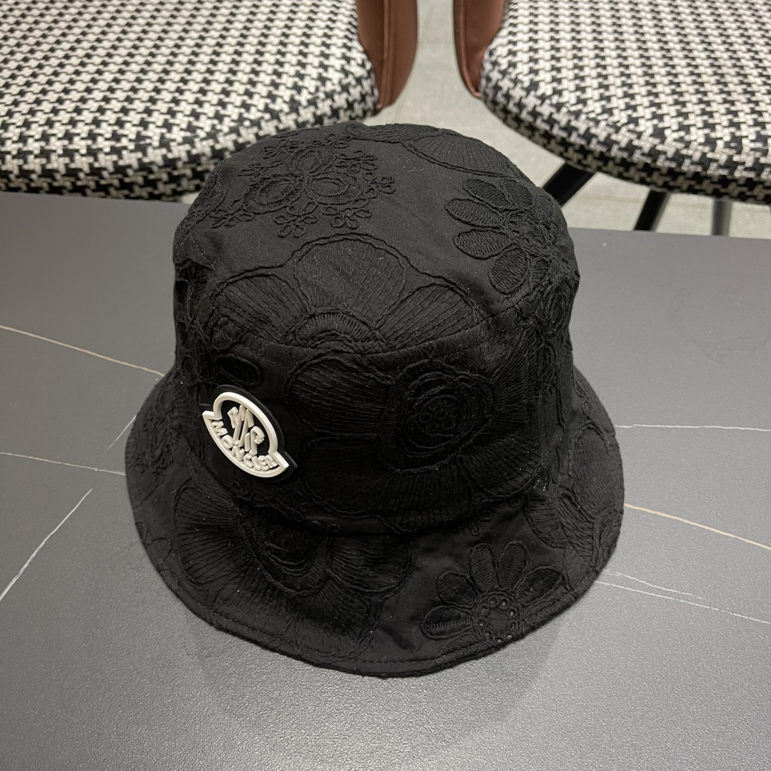  蒙口Moncler🆕2025新款遮阳帽子女夏季镂空小众刺绣渔夫帽

