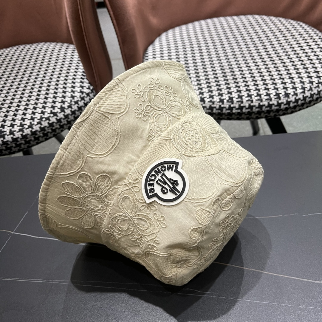  蒙口Moncler🆕2025新款遮阳帽子女夏季镂空小众刺绣渔夫帽
