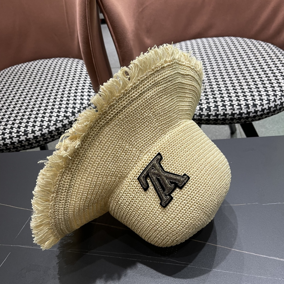  Lv路易威登 女小清新沙滩韩版遮脸编织防晒透气渔夫帽
大檐太阳户外帽子