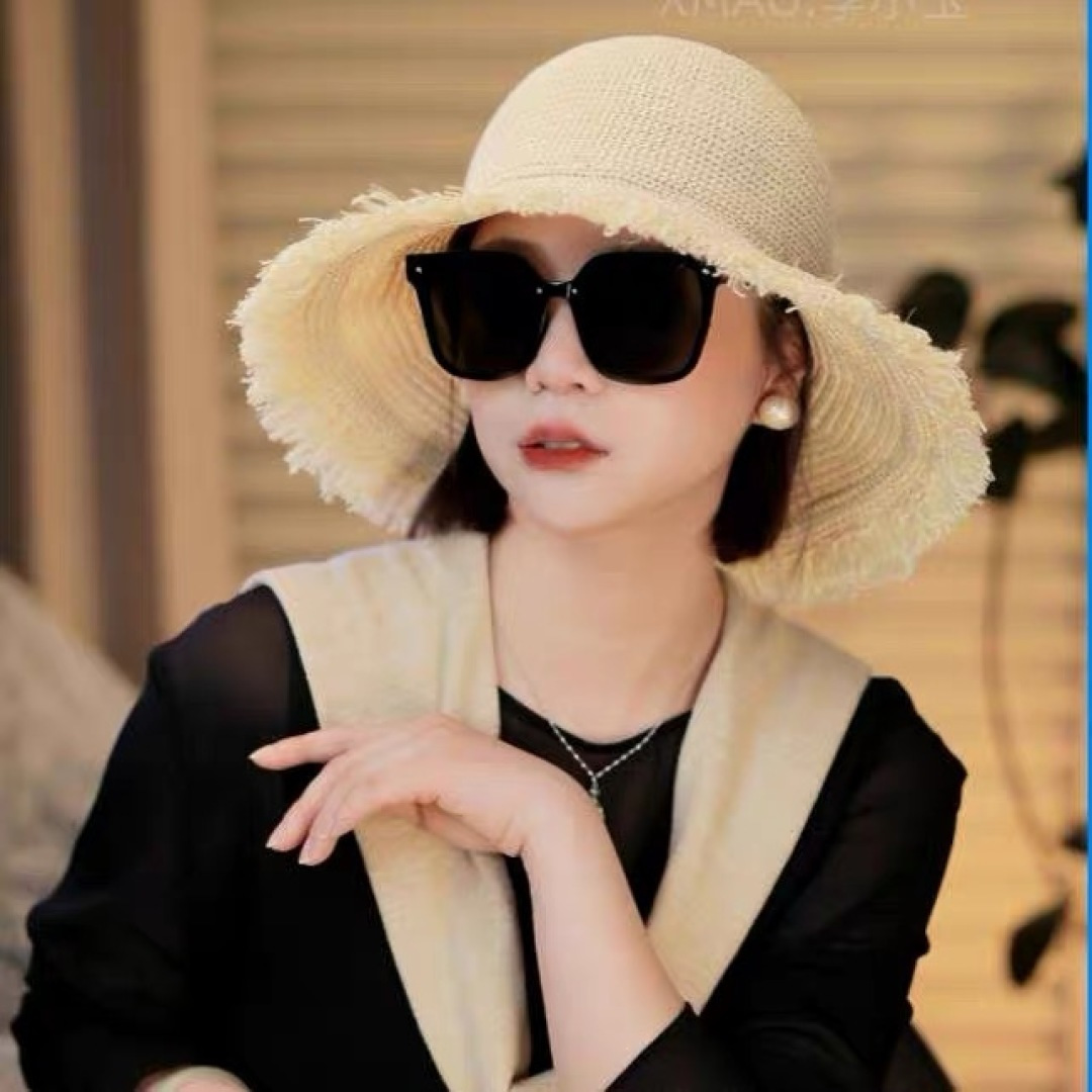  Lv路易威登 女小清新沙滩韩版遮脸编织防晒透气渔夫帽
大檐太阳户外帽子