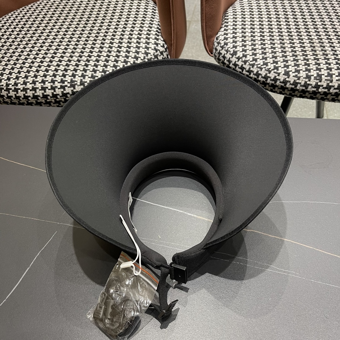  【迪奥DIOR】2025加大帽檐空顶帽女遮阳防晒夏季双层防紫外线
发箍骑车不翻太阳帽子