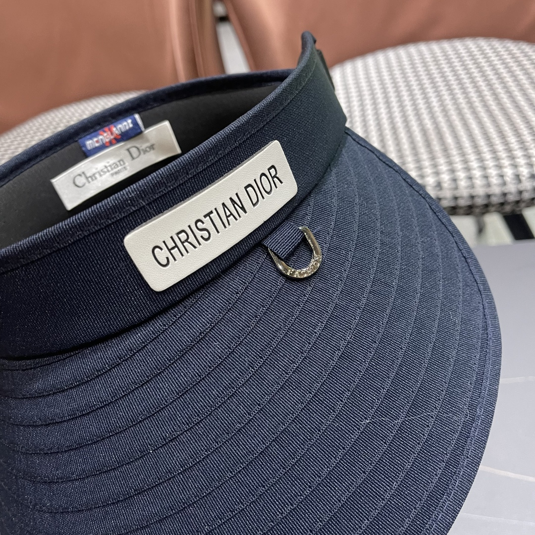  【迪奥DIOR】2025加大帽檐空顶帽女遮阳防晒夏季双层防紫外线
发箍骑车不翻太阳帽子