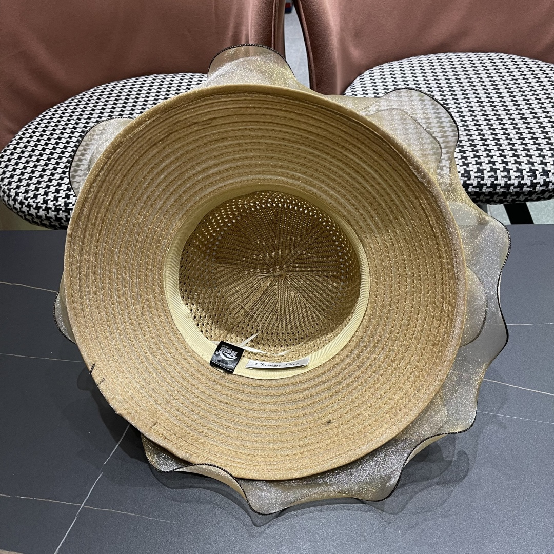 【迪奥DIOR】高级感气质优雅大沿帽女神欧根纱透气波浪边
防晒帽夏季妈妈遮阳帽