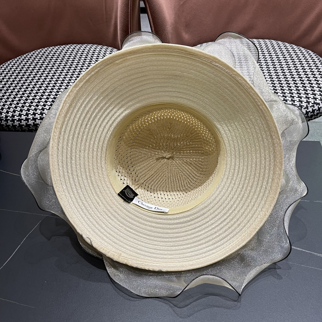 【迪奥DIOR】高级感气质优雅大沿帽女神欧根纱透气波浪边
防晒帽夏季妈妈遮阳帽