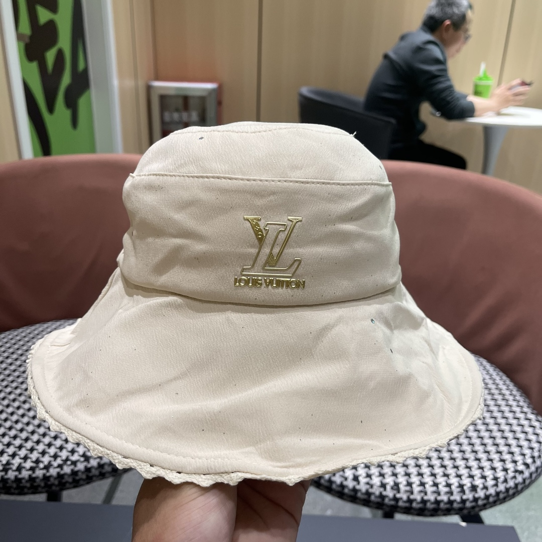  lv路易威登2025新款蝴蝶结防晒渔夫帽子女旅游度假太阳帽休
闲沙滩遮阳帽时尚岔帽