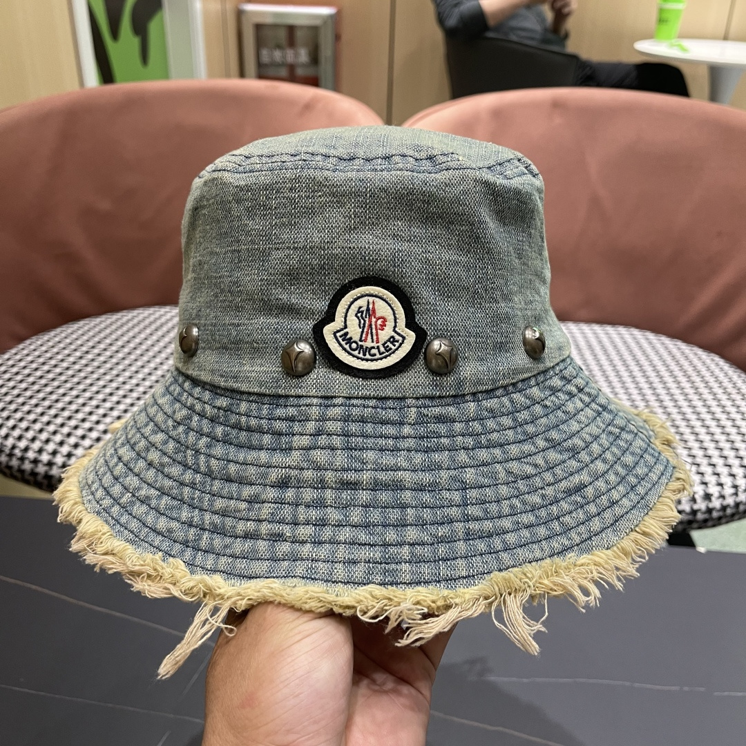  蒙口Moncler 韩版街头小众磨边做旧牛仔铆钉渔夫帽女大帽檐
遮阳显脸小盆帽男女