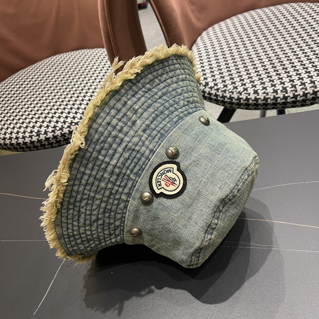  蒙口Moncler 韩版街头小众磨边做旧牛仔铆钉渔夫帽女大帽檐
遮阳显脸小盆帽男女