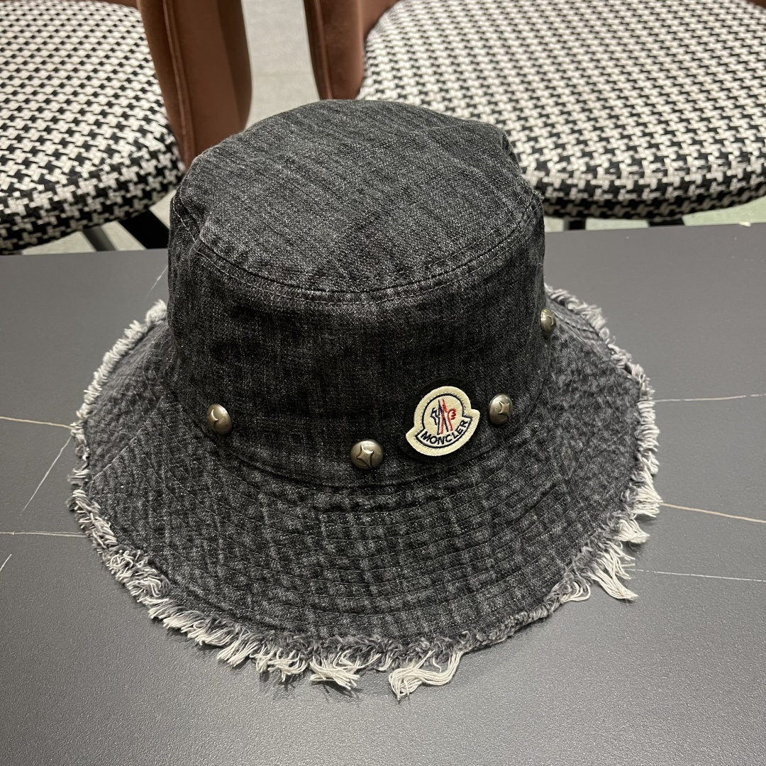  蒙口Moncler 韩版街头小众磨边做旧牛仔铆钉渔夫帽女大帽檐
遮阳显脸小盆帽男女