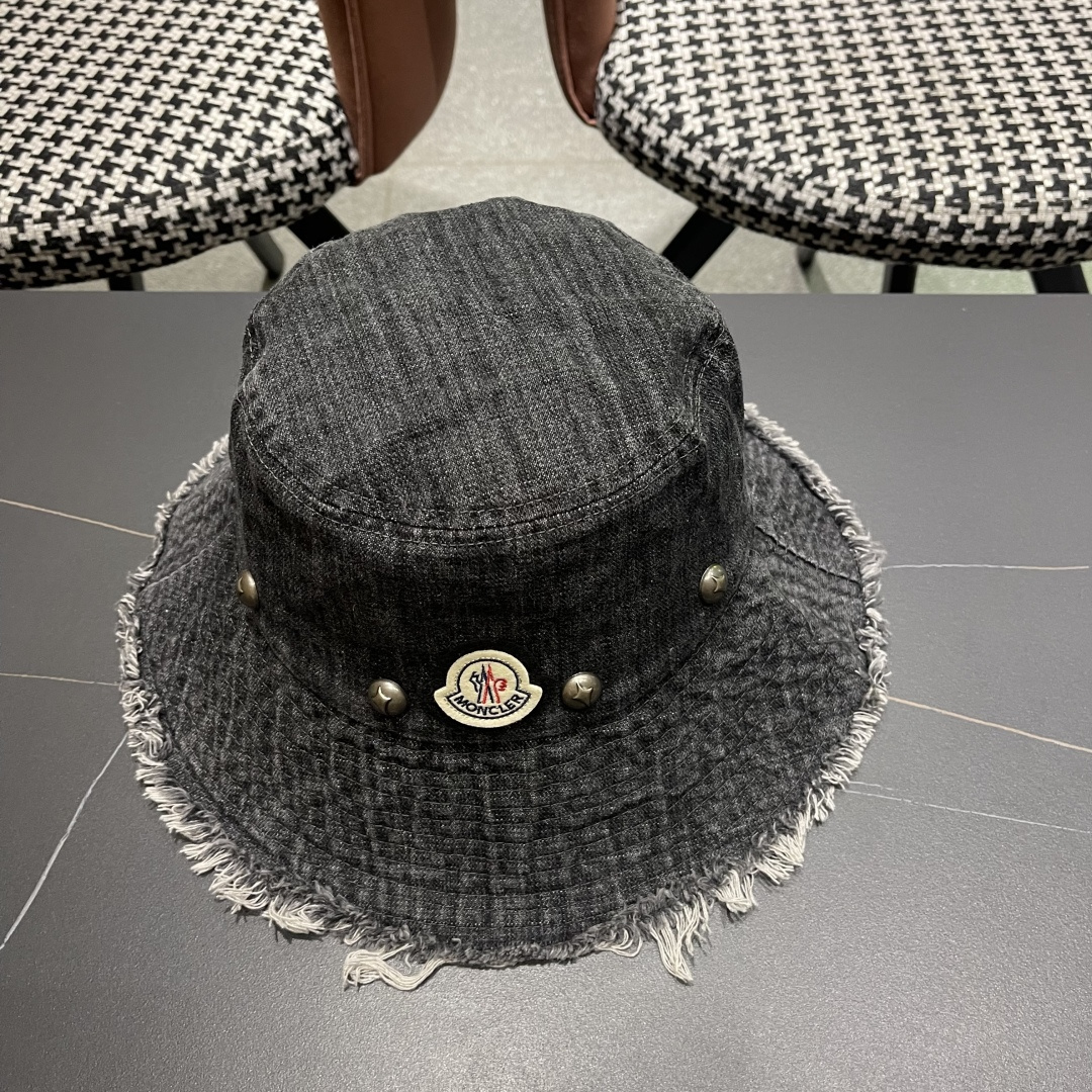  蒙口Moncler 韩版街头小众磨边做旧牛仔铆钉渔夫帽女大帽檐
遮阳显脸小盆帽男女