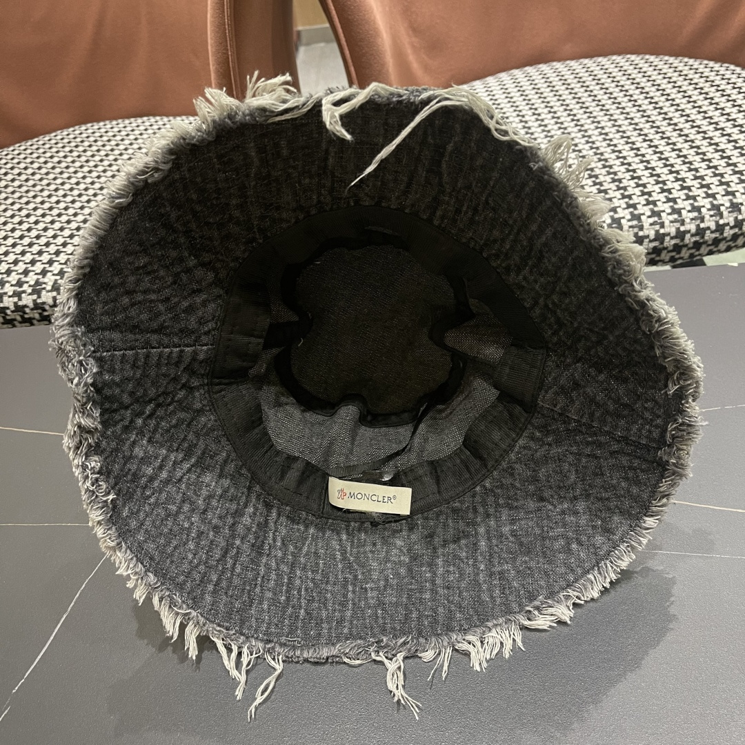  蒙口Moncler 韩版街头小众磨边做旧牛仔铆钉渔夫帽女大帽檐
遮阳显脸小盆帽男女