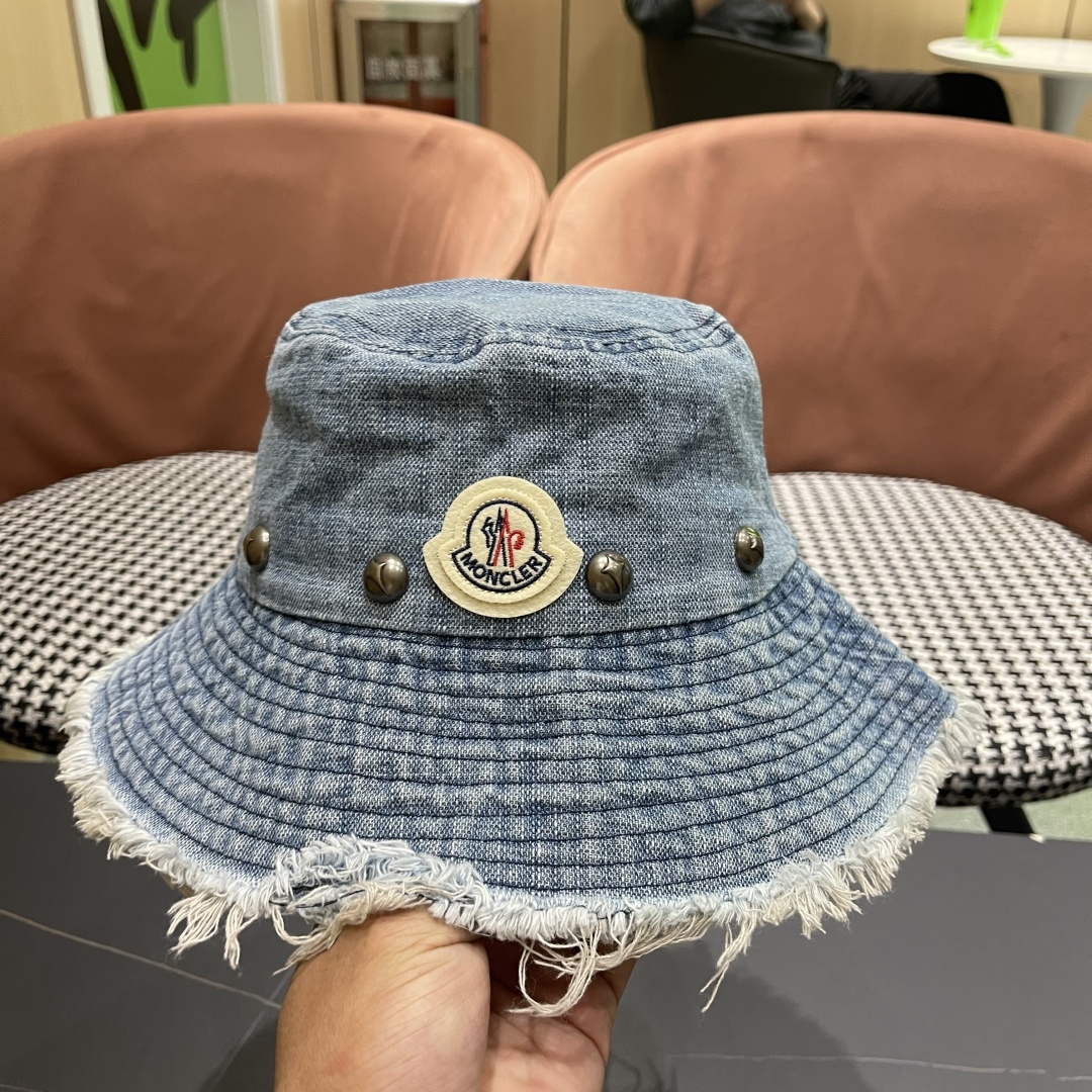  蒙口Moncler 韩版街头小众磨边做旧牛仔铆钉渔夫帽女大帽檐
遮阳显脸小盆帽男女