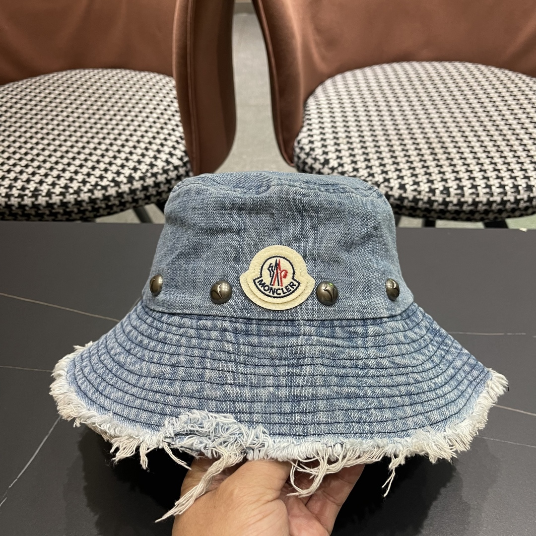  蒙口Moncler 韩版街头小众磨边做旧牛仔铆钉渔夫帽女大帽檐
遮阳显脸小盆帽男女