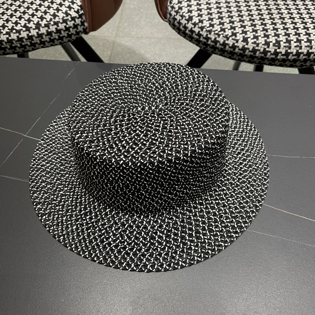   Gucci古奇2025新款镂空草帽，防晒遮阳帽，旅游出街必备