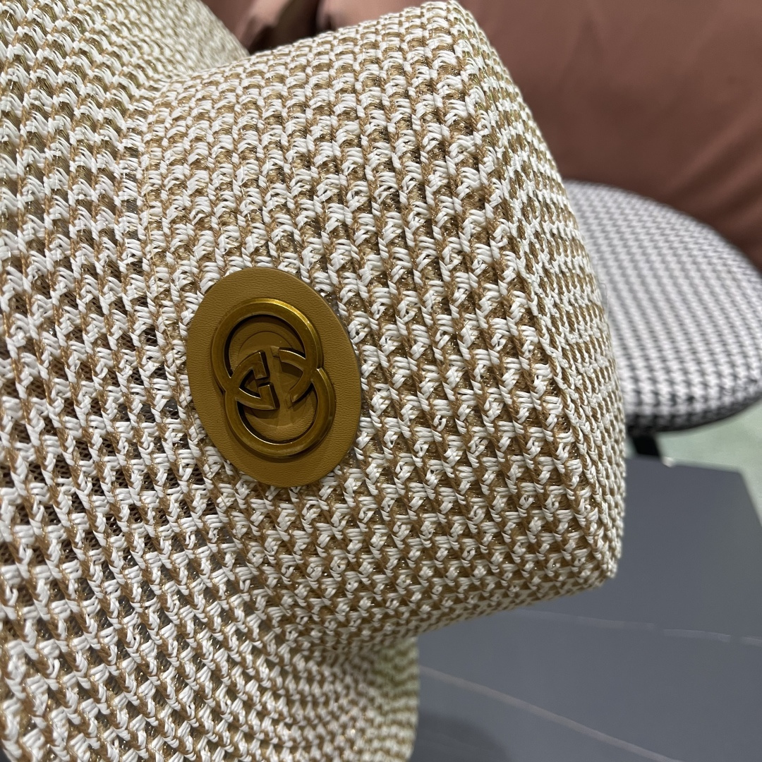   Gucci古奇2025新款镂空草帽，防晒遮阳帽，旅游出街必备