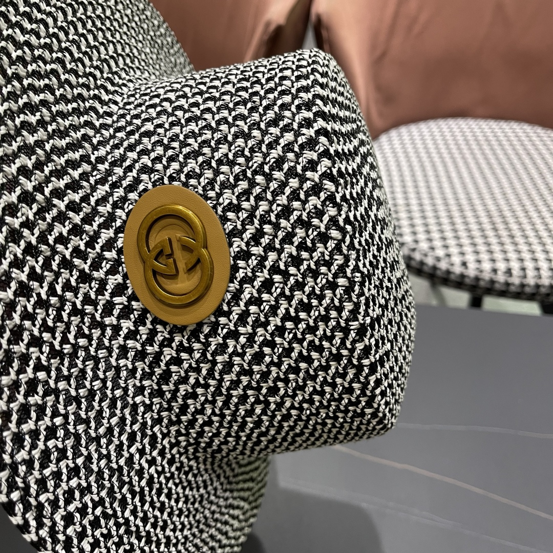   Gucci古奇2025新款镂空草帽，防晒遮阳帽，旅游出街必备