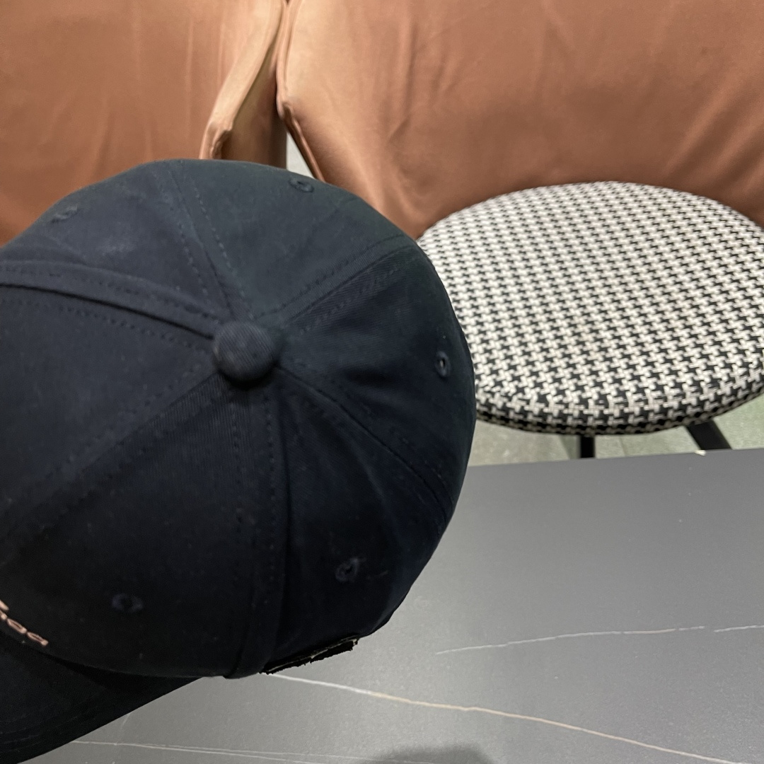  BALENCIAGA巴黎世家🆕2025春款新款个性棒球帽，高品质透气性巨佳，四季佩戴款
