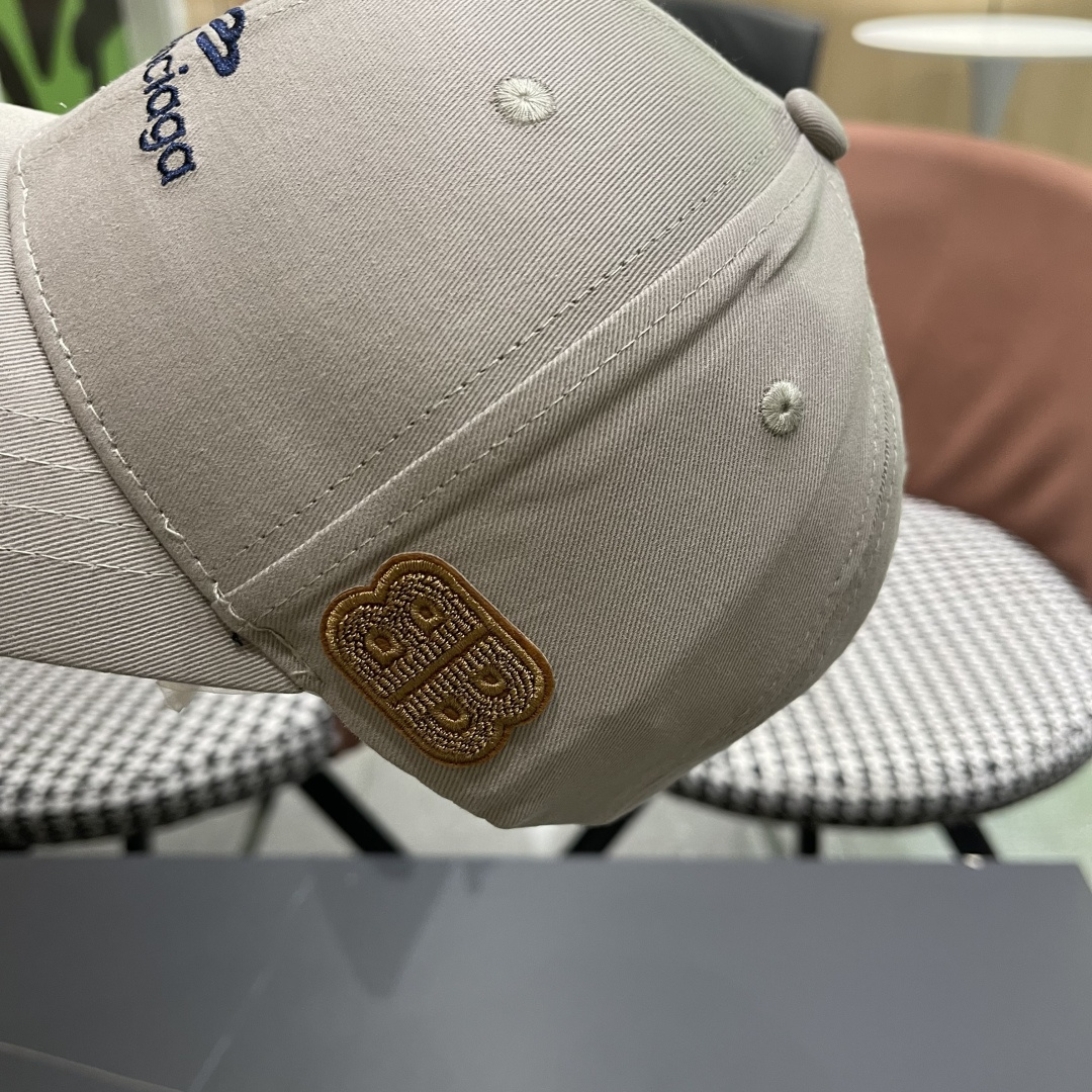  BALENCIAGA巴黎世家🆕2025春款新款个性棒球帽，高品质透气性巨佳，四季佩戴款
