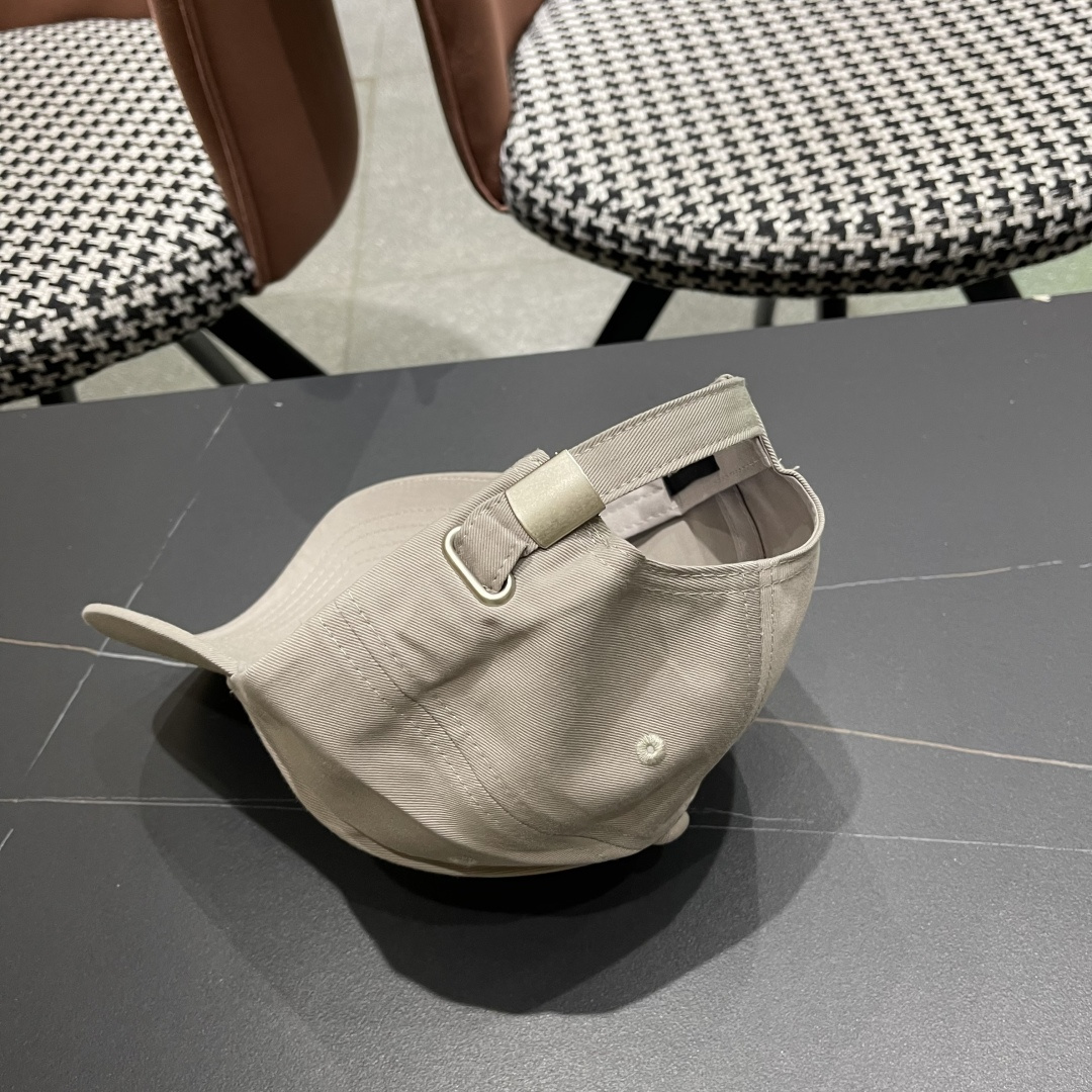  BALENCIAGA巴黎世家🆕2025春款新款个性棒球帽，高品质透气性巨佳，四季佩戴款
