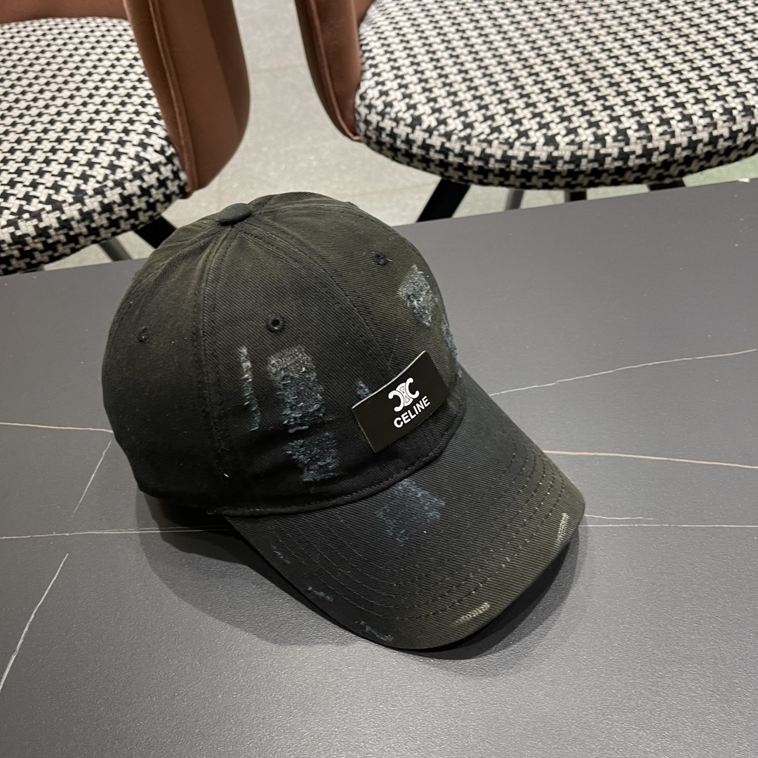 💛【CELINE赛琳】2025春夏款彩色棒球帽🧢，出街必备超好搭配，赶紧入手！