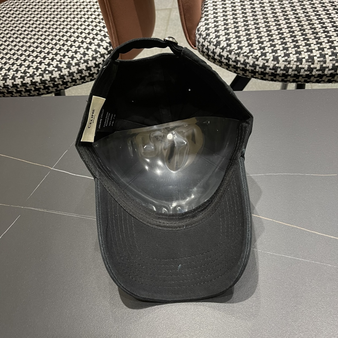 💛【CELINE赛琳】2025春夏款彩色棒球帽🧢，出街必备超好搭配，赶紧入手！