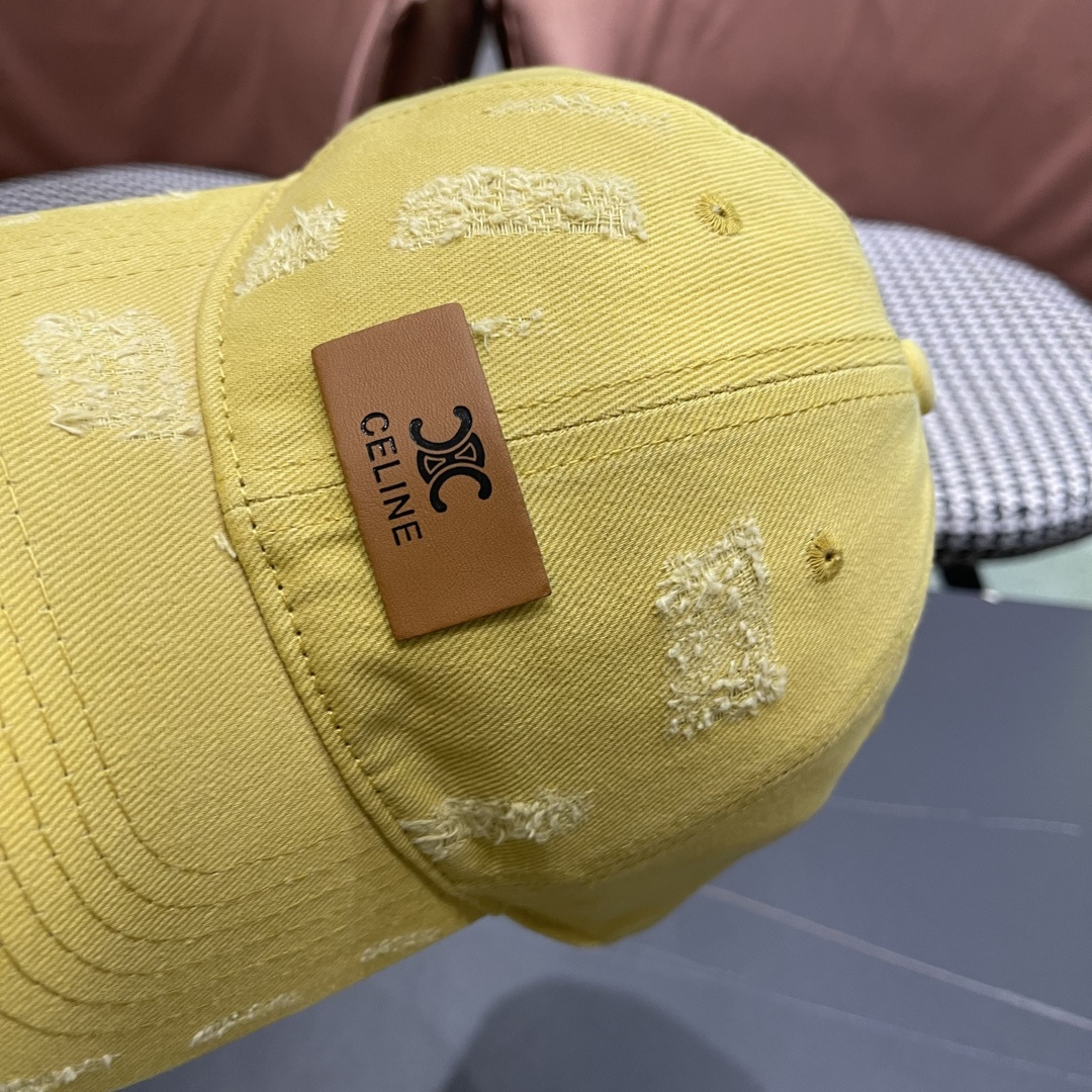 💛【CELINE赛琳】2025春夏款彩色棒球帽🧢，出街必备超好搭配，赶紧入手！