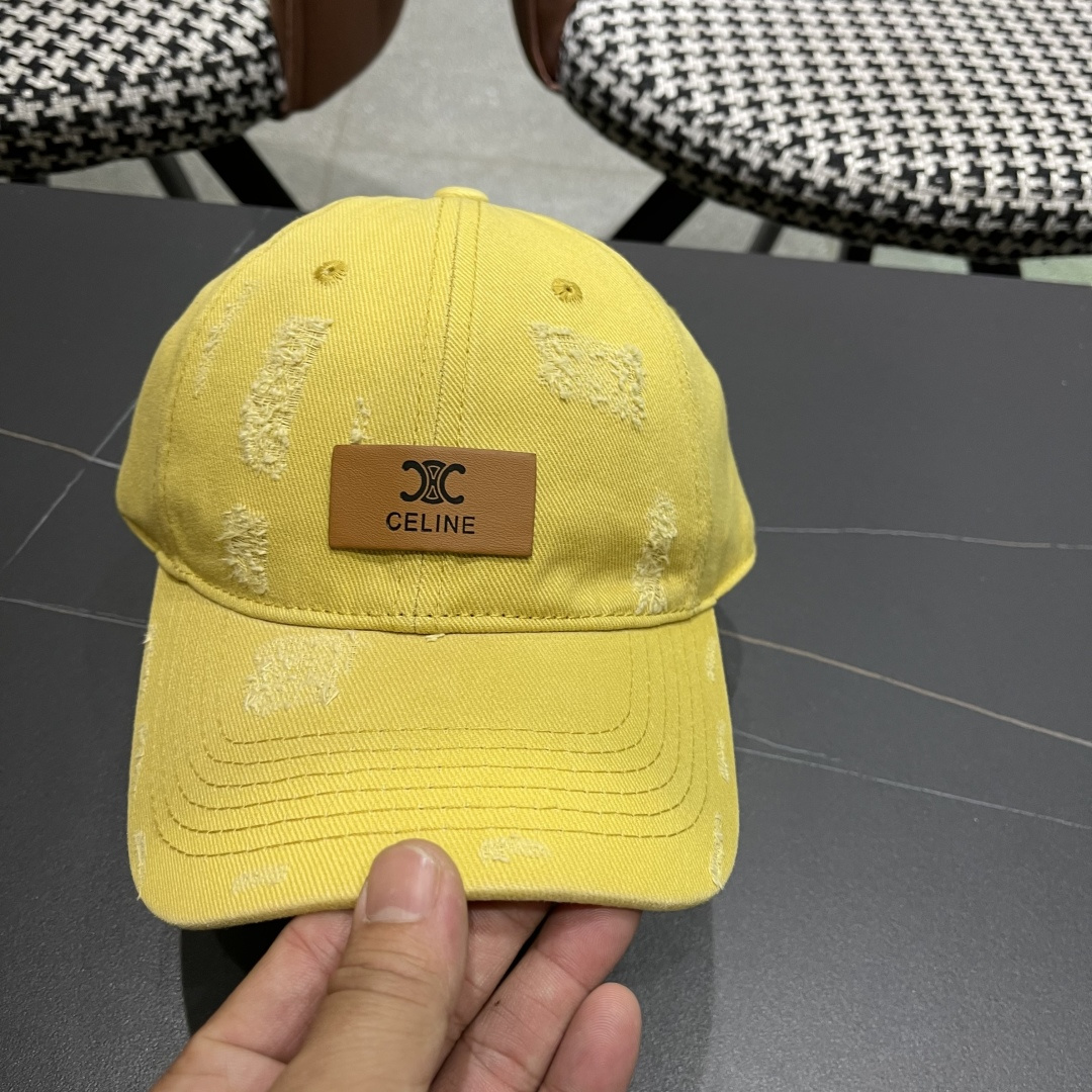 💛【CELINE赛琳】2025春夏款彩色棒球帽🧢，出街必备超好搭配，赶紧入手！