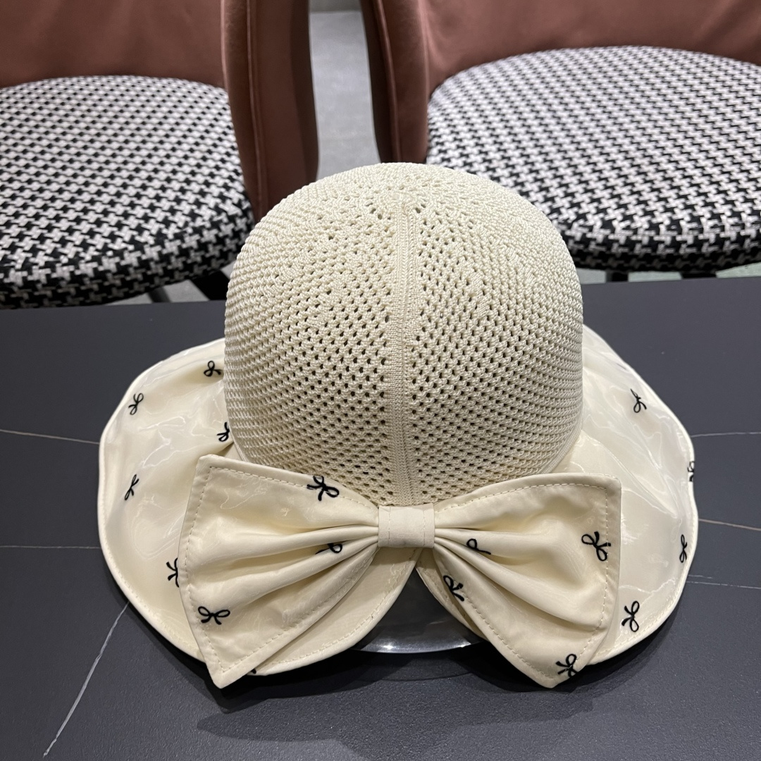  Chanel（香奈儿）蝴蝶结渔夫帽子女春夏季户外防紫外
线遮脸遮阳帽显脸小