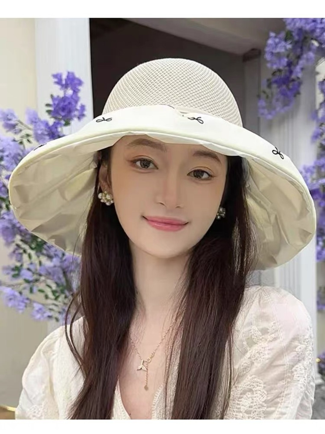  Chanel（香奈儿）蝴蝶结渔夫帽子女春夏季户外防紫外
线遮脸遮阳帽显脸小