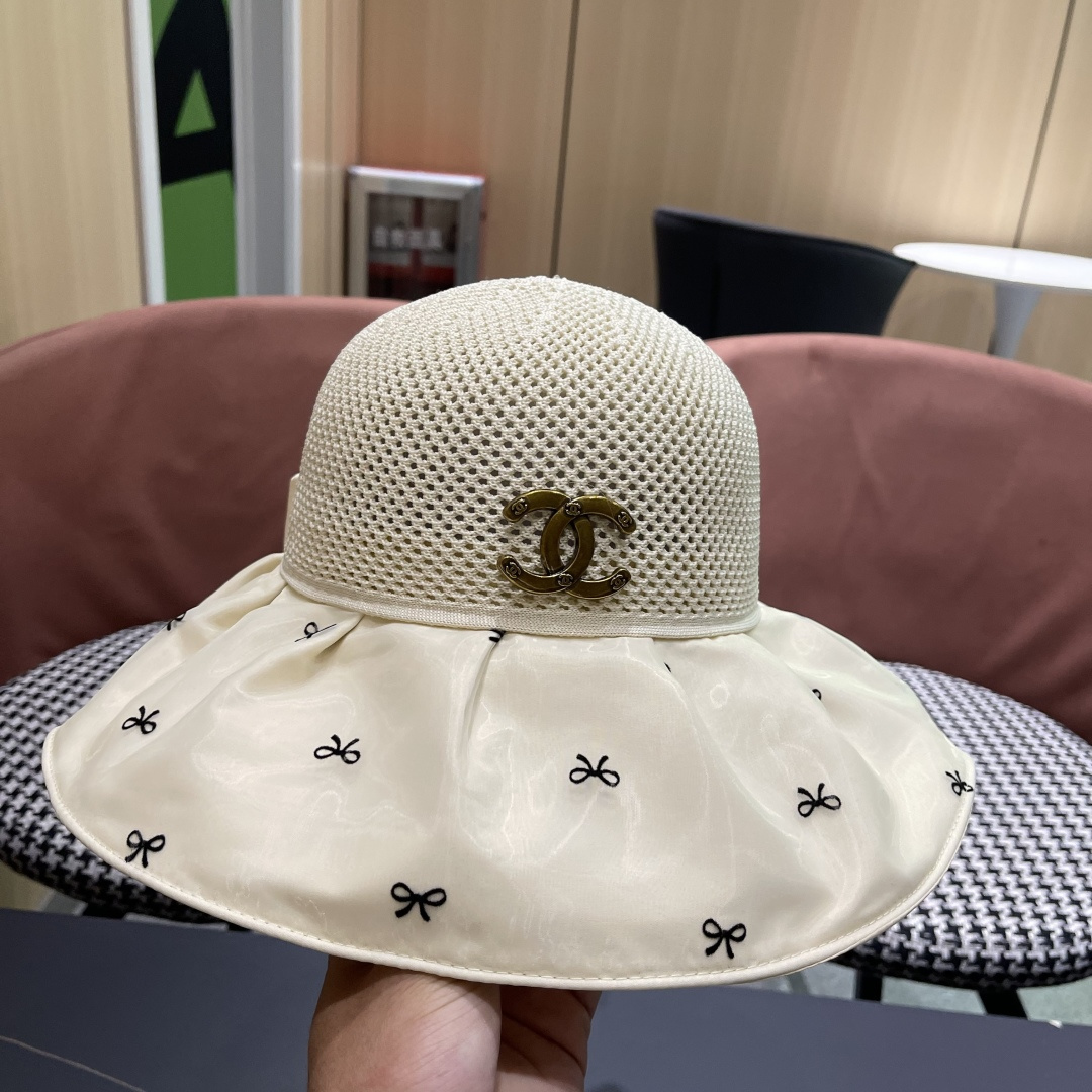  Chanel（香奈儿）蝴蝶结渔夫帽子女春夏季户外防紫外
线遮脸遮阳帽显脸小