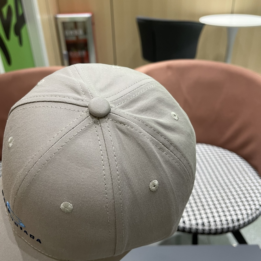   BALENCIAGA巴黎世家🆕2025春款新款个性棒球帽，高品质透气性巨佳，四季佩戴款
男女同款