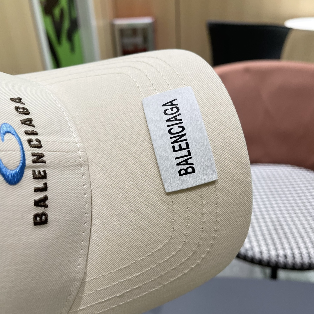   BALENCIAGA巴黎世家🆕2025春款新款个性棒球帽，高品质透气性巨佳，四季佩戴款
男女同款