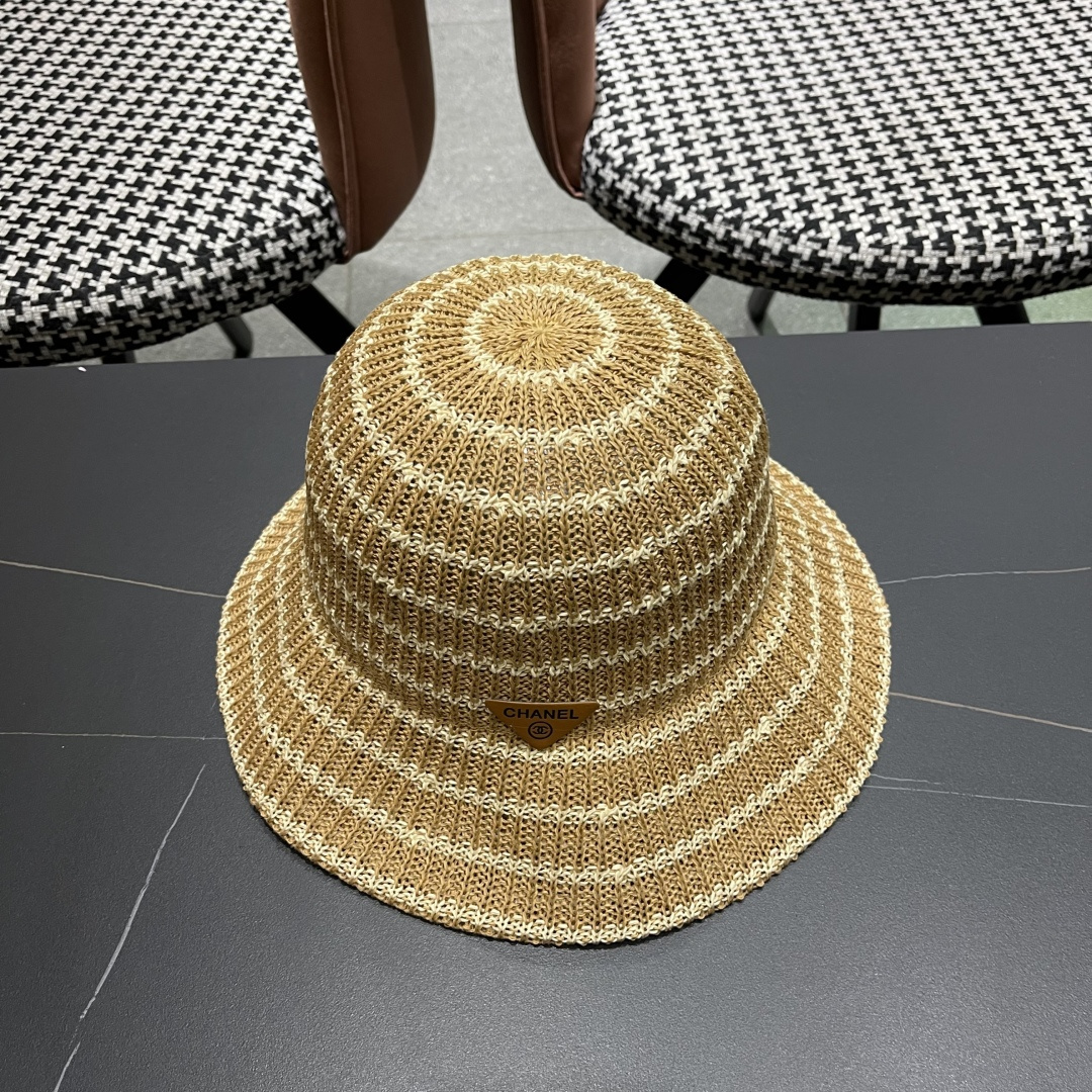  Chanel(香奈儿)草帽春夏薄款条纹渔夫帽女透气遮阳水桶帽时尚
针织盆帽文艺百搭帽