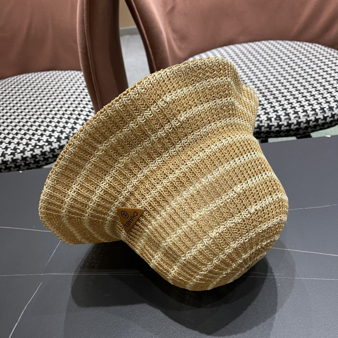  Chanel(香奈儿)草帽春夏薄款条纹渔夫帽女透气遮阳水桶帽时尚
针织盆帽文艺百搭帽