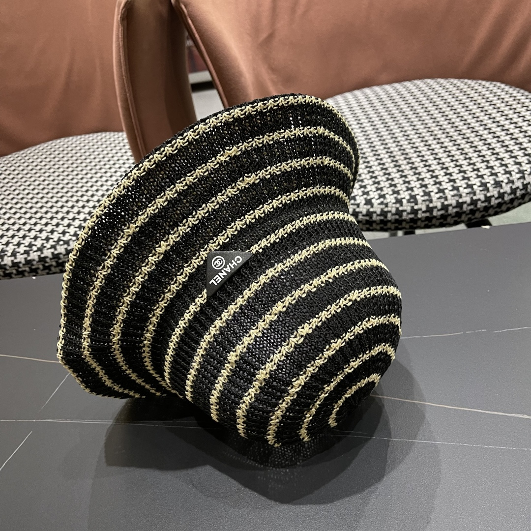  Chanel(香奈儿)草帽春夏薄款条纹渔夫帽女透气遮阳水桶帽时尚
针织盆帽文艺百搭帽