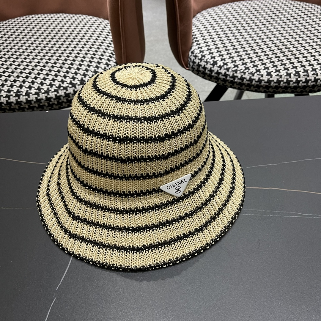  Chanel(香奈儿)草帽春夏薄款条纹渔夫帽女透气遮阳水桶帽时尚
针织盆帽文艺百搭帽