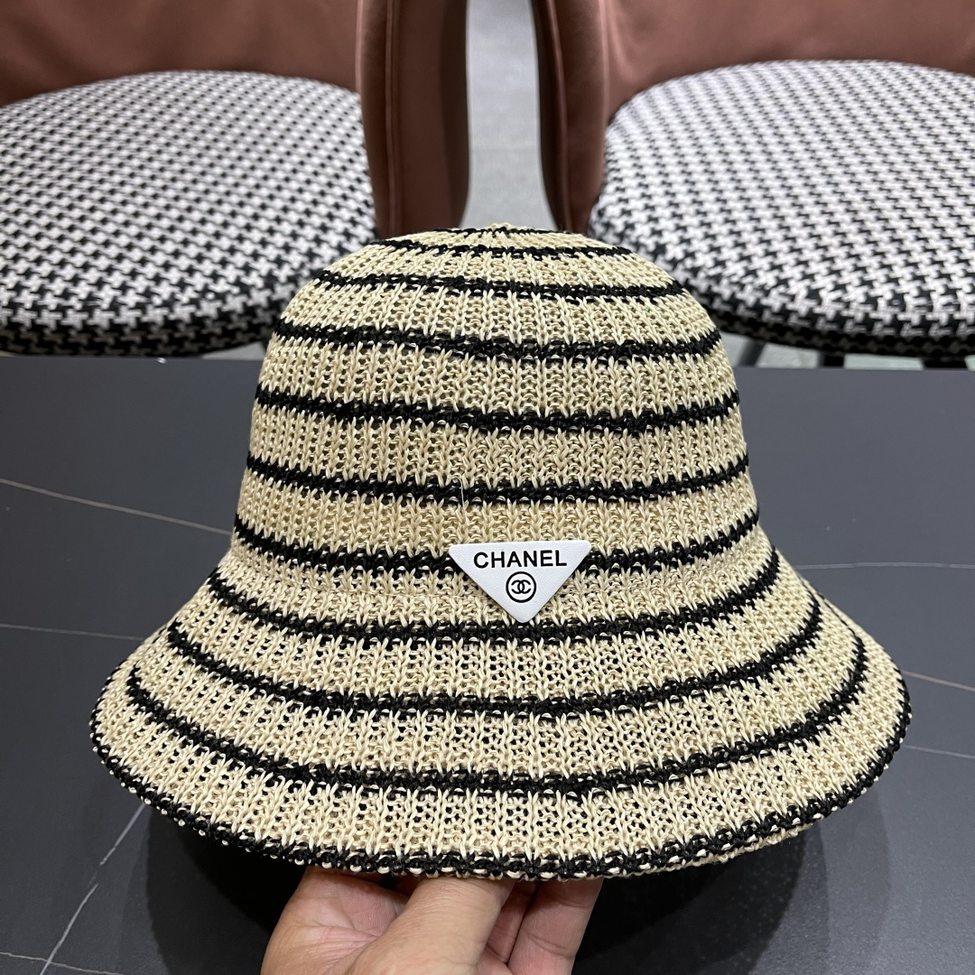  Chanel(香奈儿)草帽春夏薄款条纹渔夫帽女透气遮阳水桶帽时尚
针织盆帽文艺百搭帽