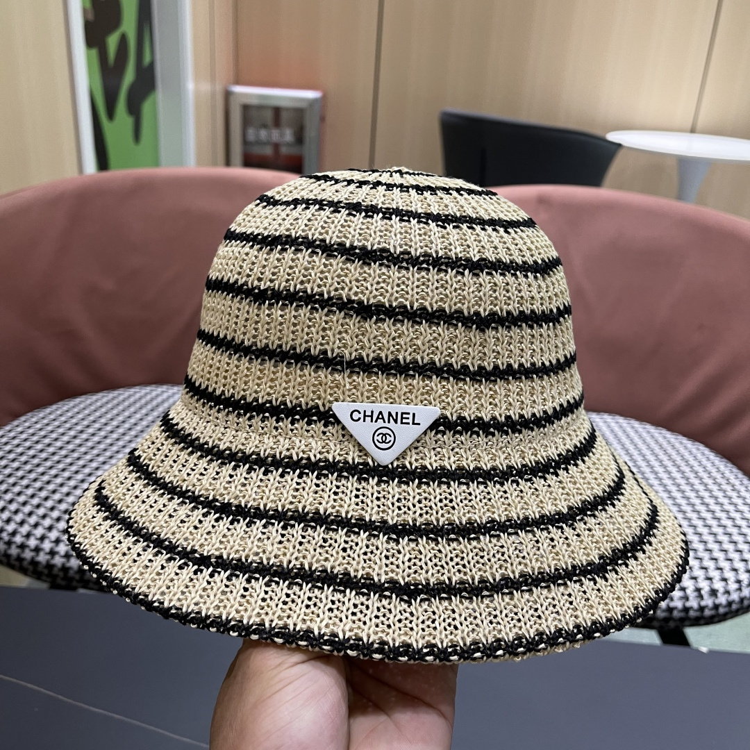  Chanel(香奈儿)草帽春夏薄款条纹渔夫帽女透气遮阳水桶帽时尚
针织盆帽文艺百搭帽
