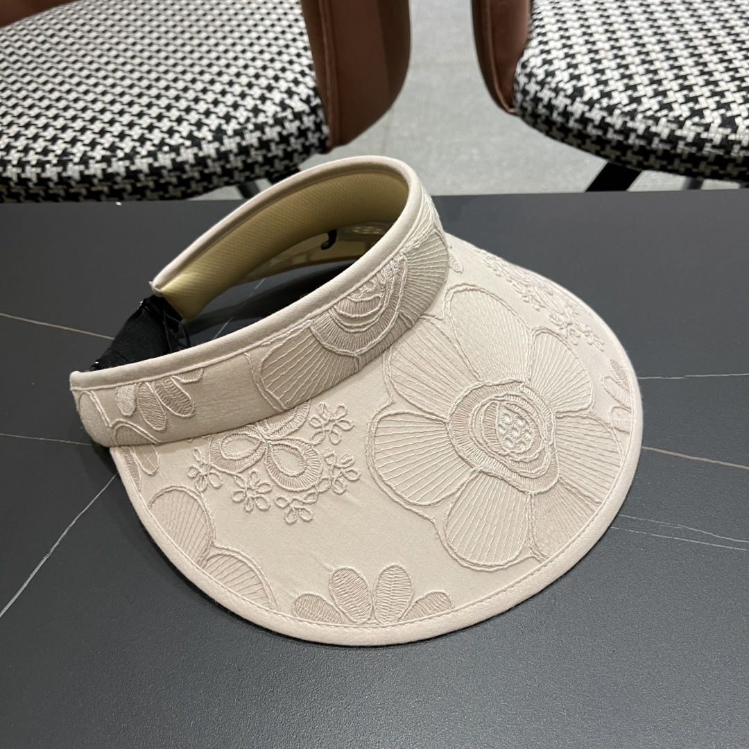  lv路易威登2025新款花朵刺绣空顶帽女春夏出游遮阳防晒帽显脸
小百搭休闲太阳盆帽