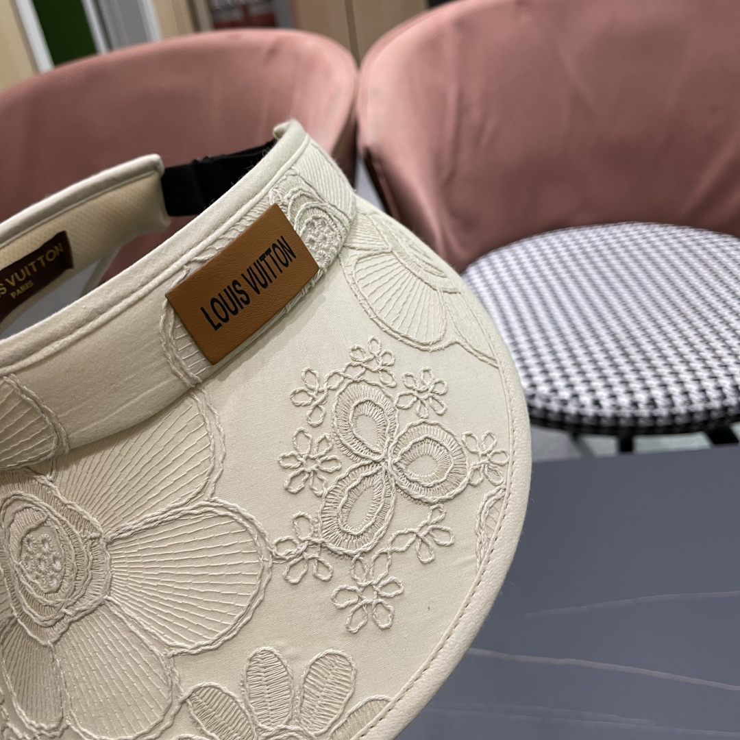  lv路易威登2025新款花朵刺绣空顶帽女春夏出游遮阳防晒帽显脸
小百搭休闲太阳盆帽