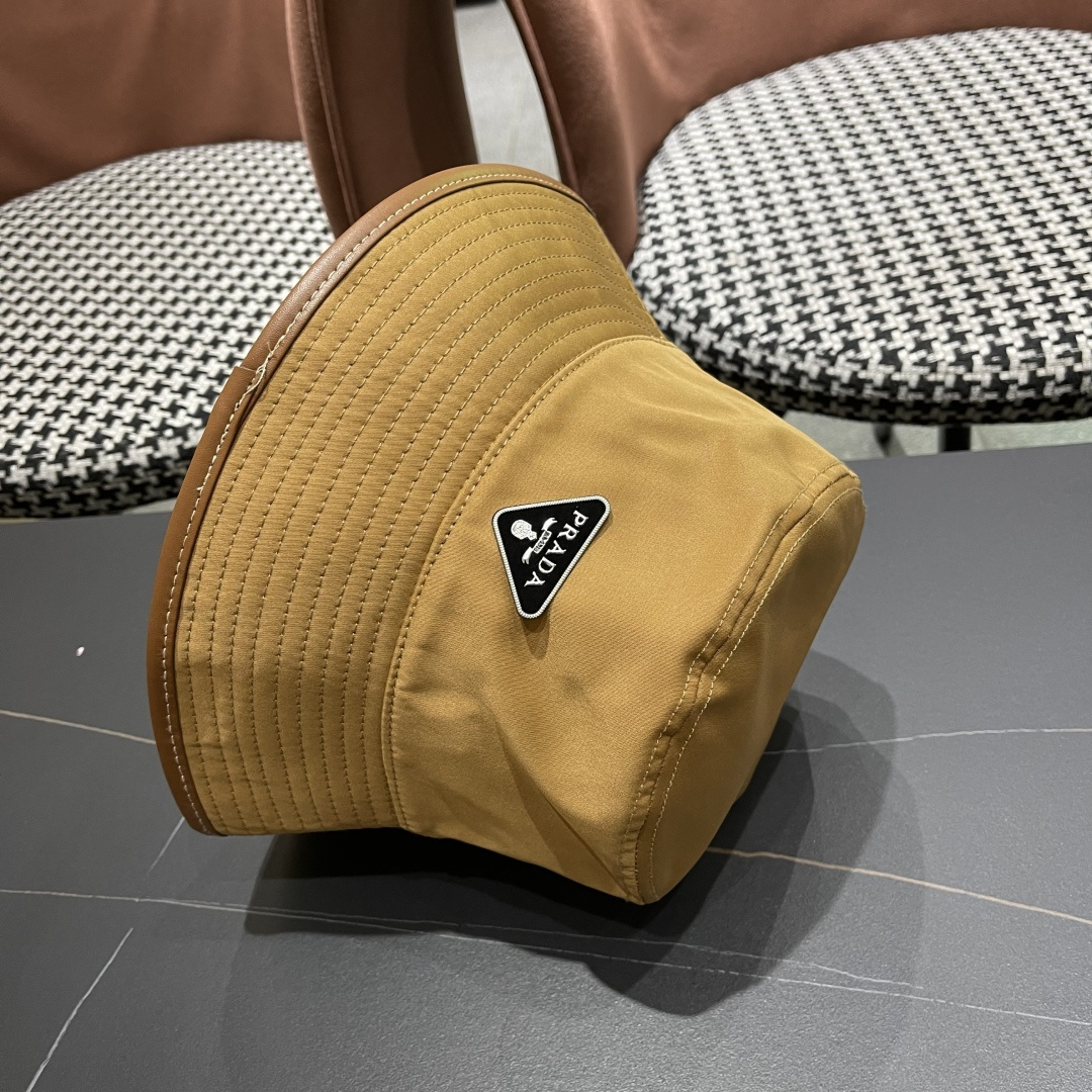  lv路易威登2025新款花朵刺绣空顶帽女春夏出游遮阳防晒帽显脸
小百搭休闲太阳盆帽