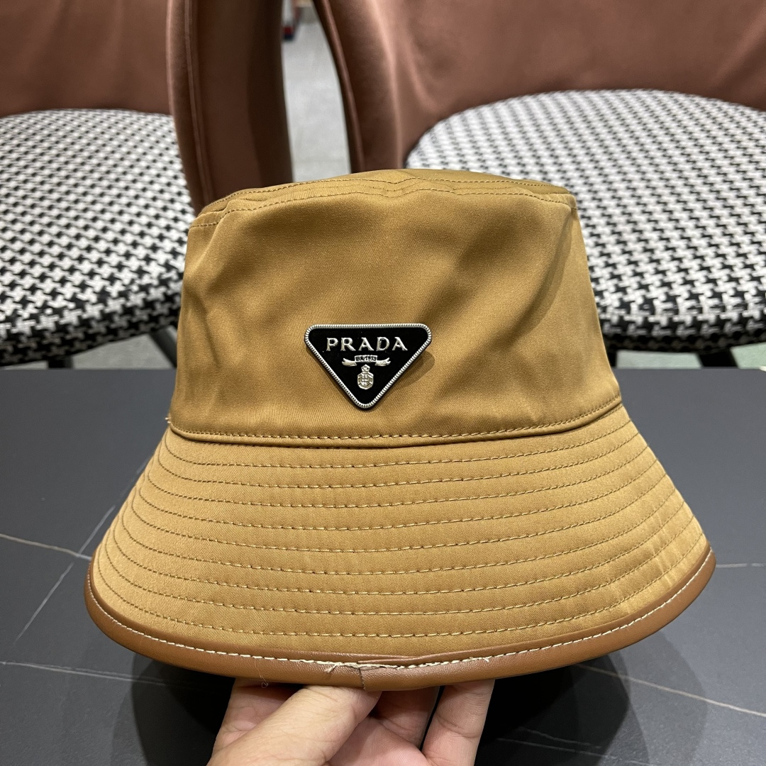  lv路易威登2025新款花朵刺绣空顶帽女春夏出游遮阳防晒帽显脸
小百搭休闲太阳盆帽