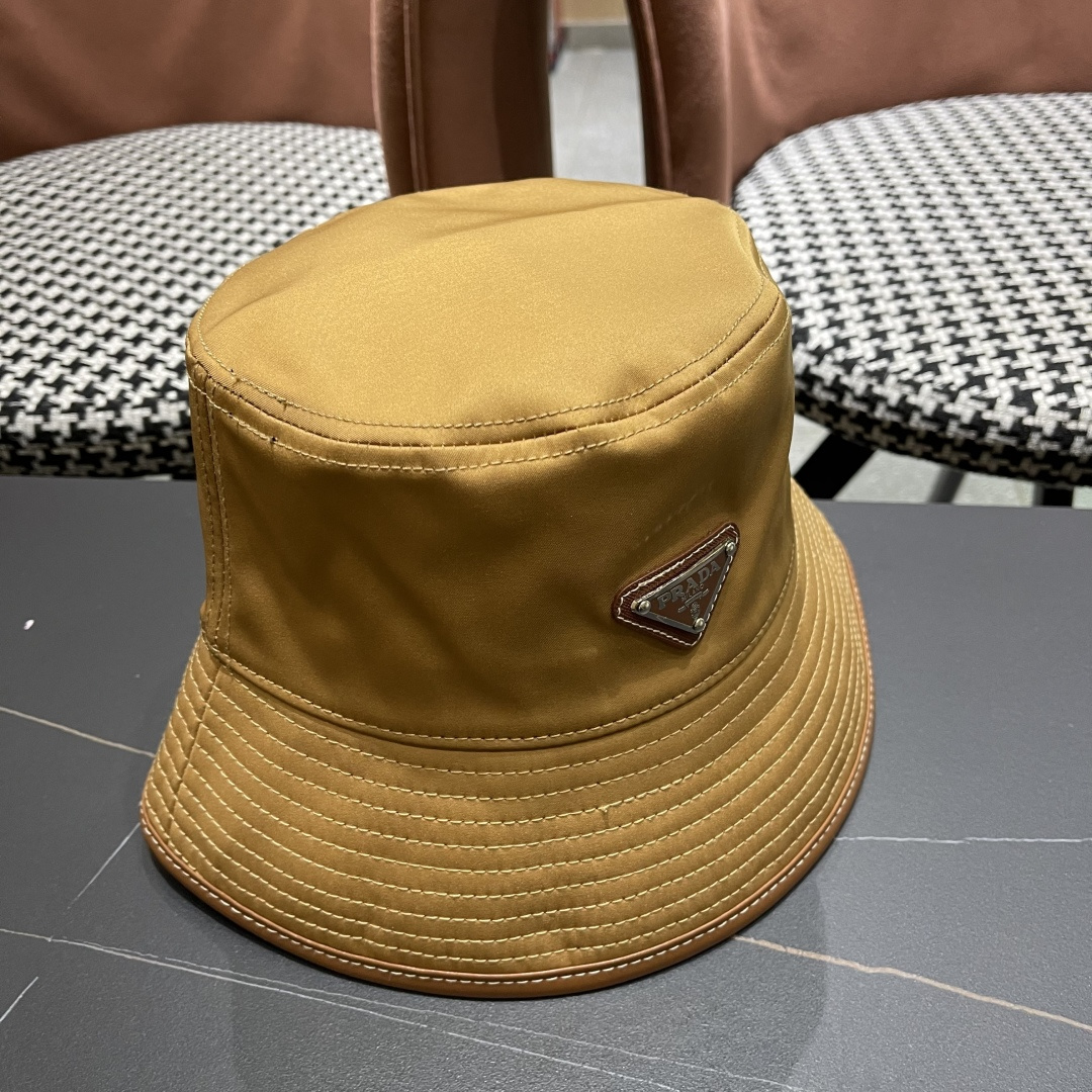  lv路易威登2025新款花朵刺绣空顶帽女春夏出游遮阳防晒帽显脸
小百搭休闲太阳盆帽