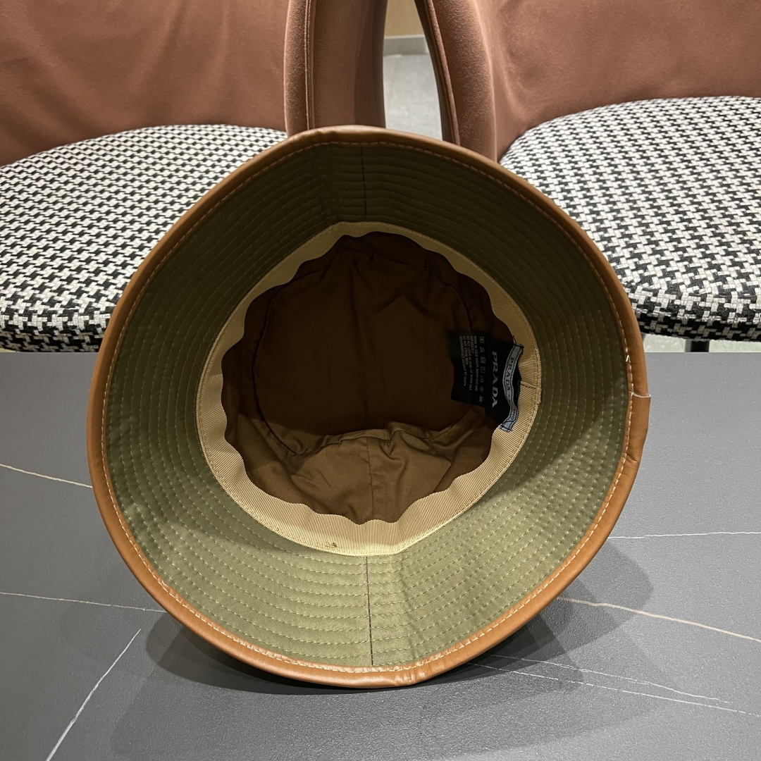  lv路易威登2025新款花朵刺绣空顶帽女春夏出游遮阳防晒帽显脸
小百搭休闲太阳盆帽