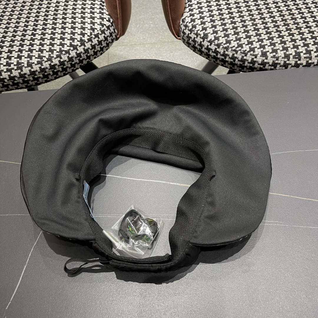  普拉达 PRADA 日系甜美珍珠空顶帽女夏季防晒遮阳帽可卷起便
携户外出游遮阳帽子