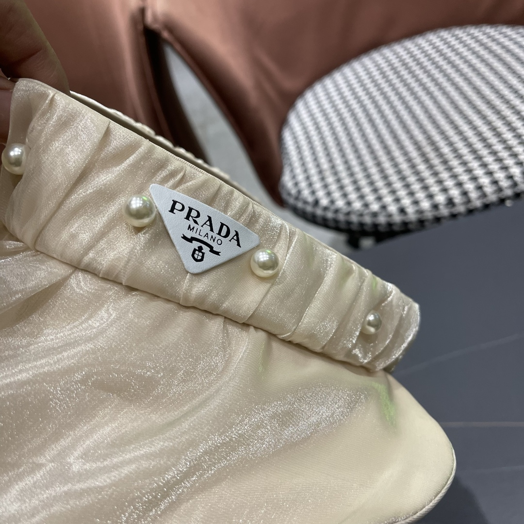  普拉达 PRADA 日系甜美珍珠空顶帽女夏季防晒遮阳帽可卷起便
携户外出游遮阳帽子