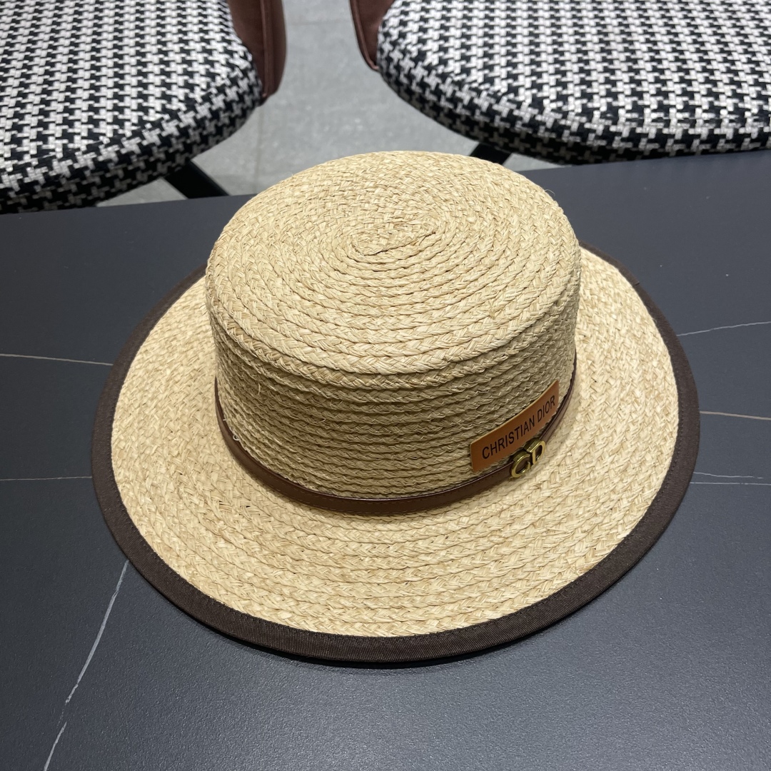  迪奥Dior新款草帽女夏季出游防晒遮阳帽平顶帽
皮带扣沙滩帽