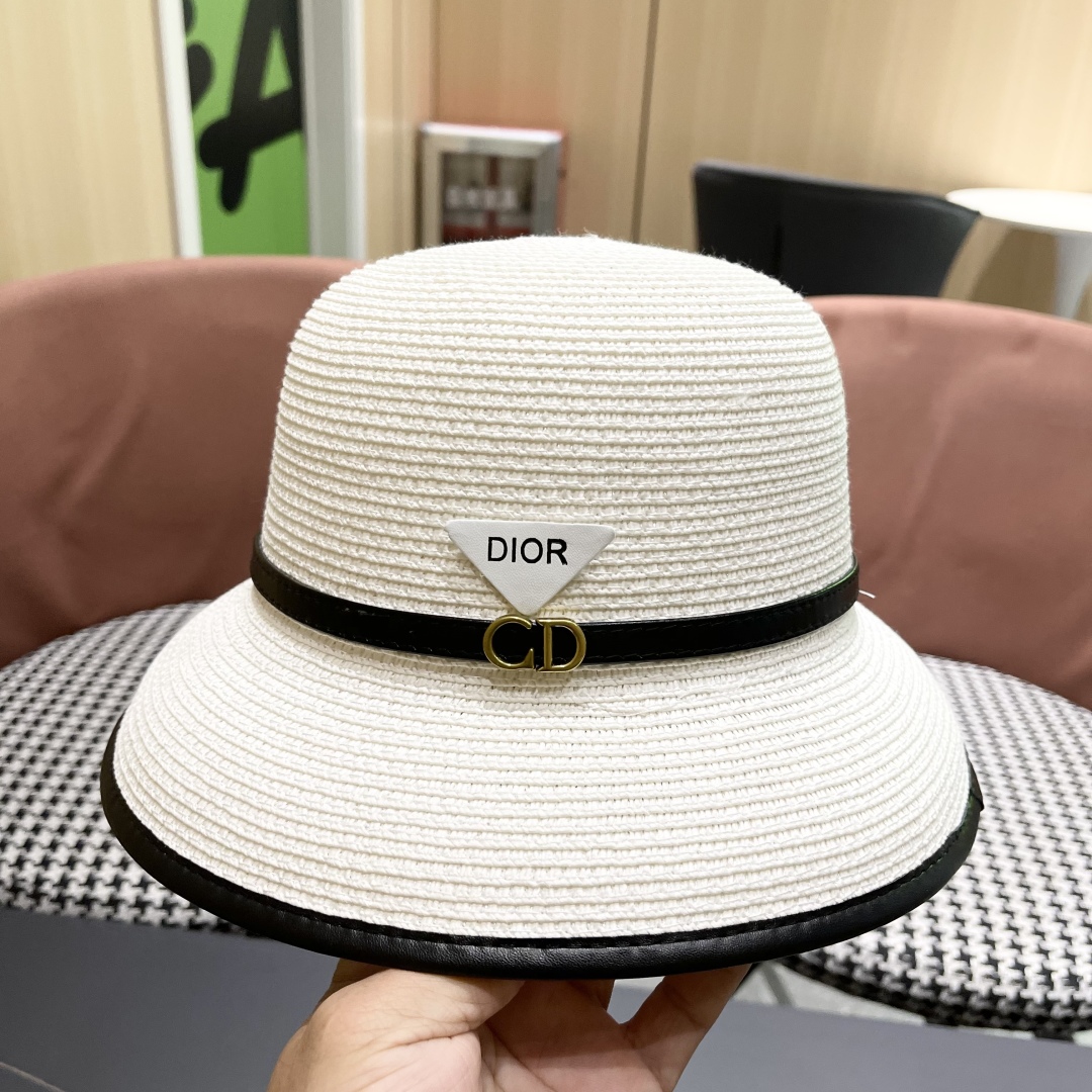  【DIOR迪奥】2025新款水桶草帽盆帽🤩沙滩风，简约大方，百搭单品～出街首选，新款帽型超美腻，新品上