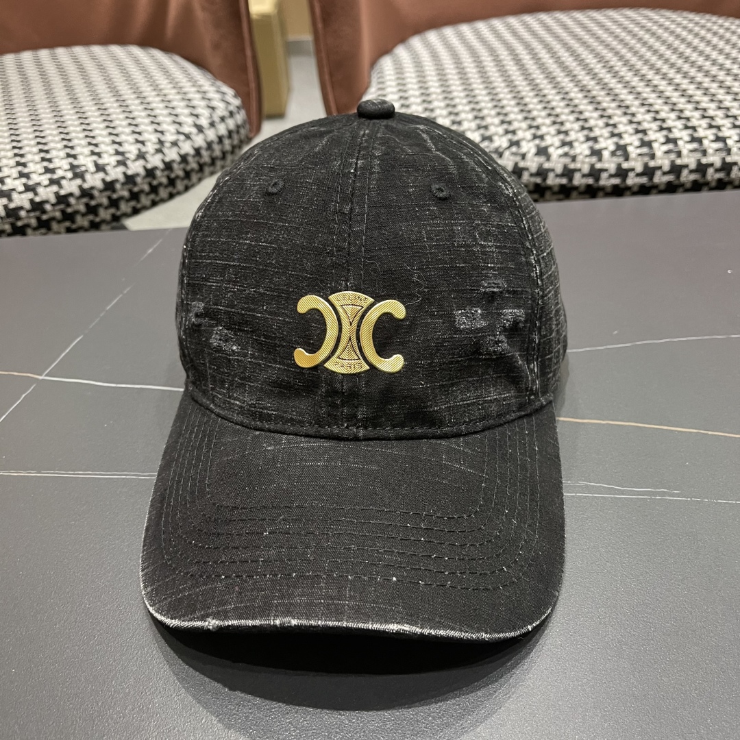 💛赛琳 CELINE 25春款棒球帽🧢 🔥新款棒球帽🧢，出街必备超好搭配，赶紧入手！